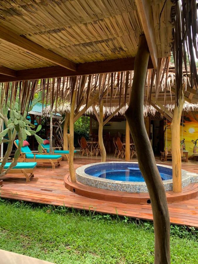 Casa Mambo Bed & Breakfast Cahuita Bagian luar foto