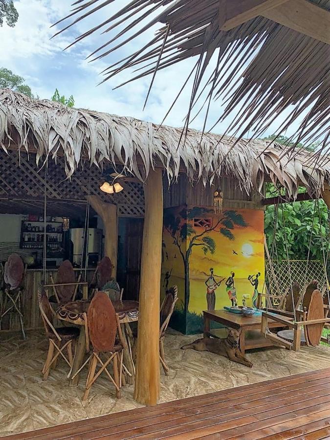 Casa Mambo Bed & Breakfast Cahuita Bagian luar foto